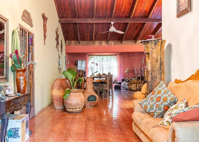 Guest house Quinta Mi Tata 1 Of 4 Shared Bath
